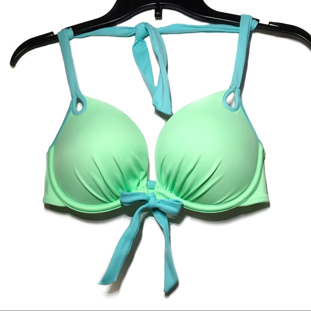 Victoria’s Secret bikini top